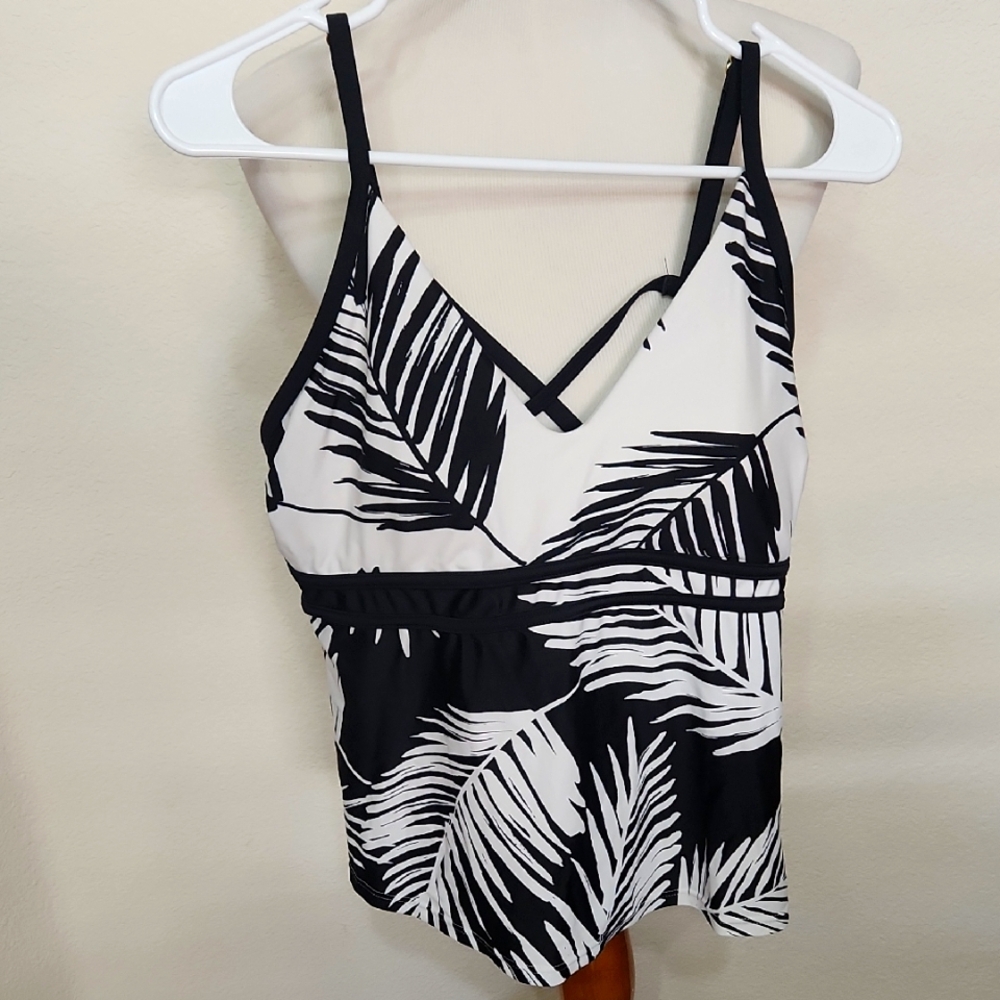 Kona Sol Lg Swim Top